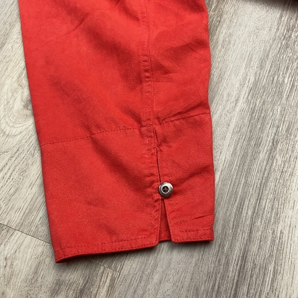 Chico's Red Faux Suede 3/4 Sleeve Button Down Shirt Size M/8 - Picture 10 of 15